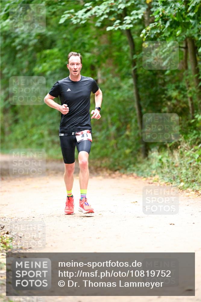 11.10.2026 - Bramfelder Halbmarathon 2026 Dr. Thomas Lammeyer http://msf.ph/oto/10819752 11.10.2026 10:14:57 Laufen  meine-sportfotos.de