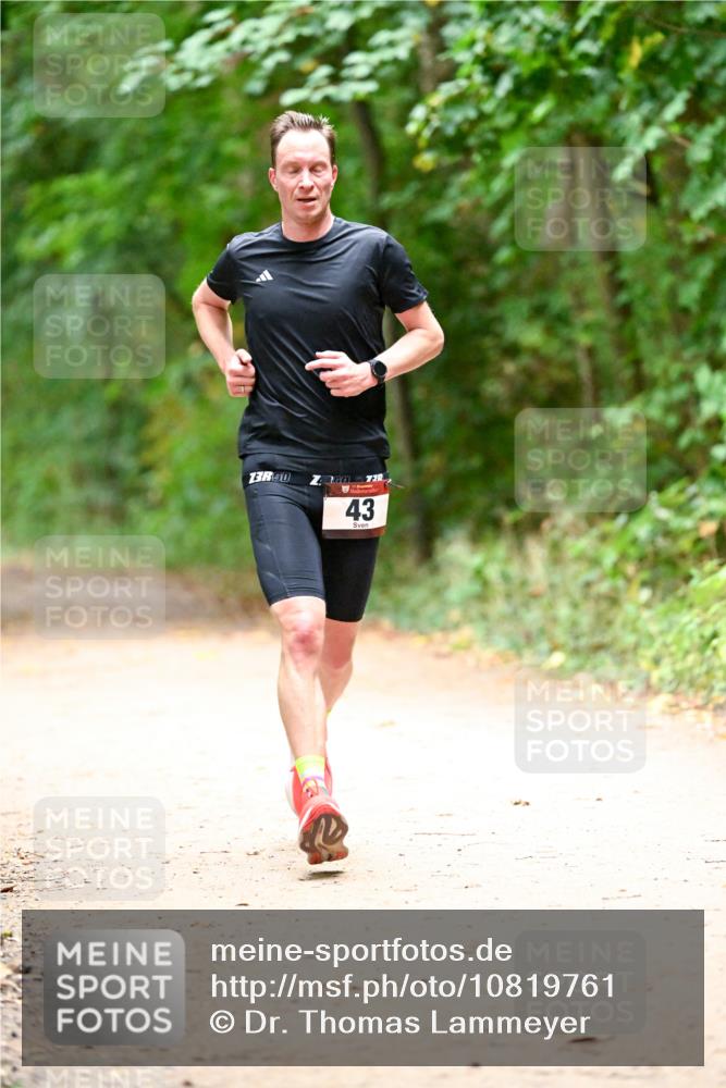11.10.2026 - Bramfelder Halbmarathon 2026 Dr. Thomas Lammeyer http://msf.ph/oto/10819761 11.10.2026 10:14:59 Laufen 13, 00, 720, 43 meine-sportfotos.de