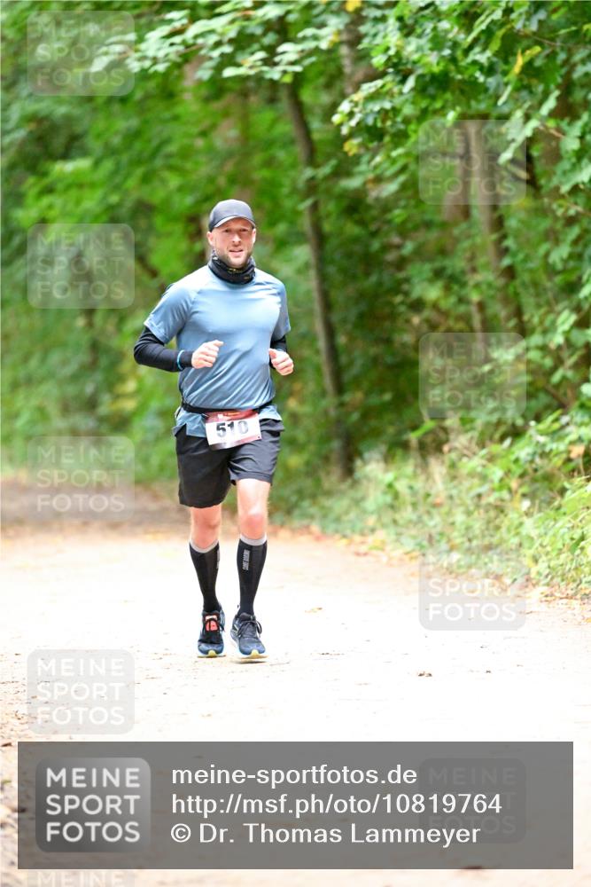 11.10.2026 - Bramfelder Halbmarathon 2026 Dr. Thomas Lammeyer http://msf.ph/oto/10819764 11.10.2026 10:15:08 Laufen 510 meine-sportfotos.de