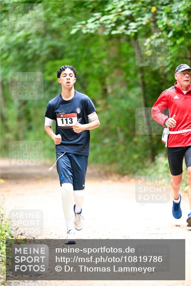 11.10.2026 - Bramfelder Halbmarathon 2026 Dr. Thomas Lammeyer http://msf.ph/oto/10819786 11.10.2026 10:15:59 Laufen 113 meine-sportfotos.de