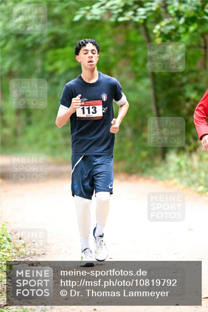 11.10.2026 - Bramfelder Halbmarathon 2026 Dr. Thomas Lammeyer http://msf.ph/oto/10819792 11.10.2026 10:16:00 Laufen 35, 113 meine-sportfotos.de