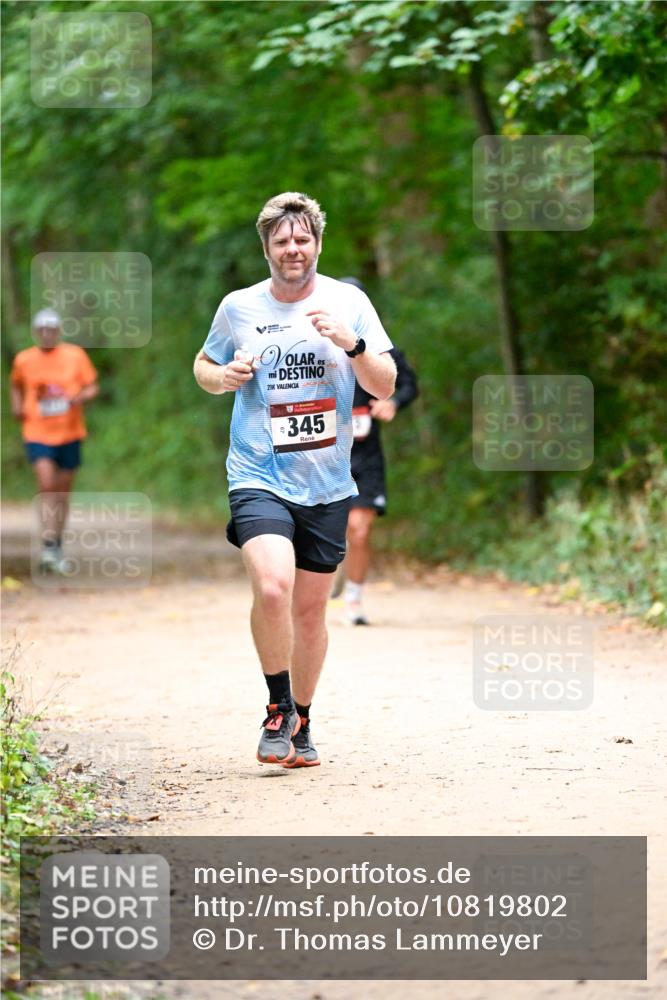 11.10.2026 - Bramfelder Halbmarathon 2026 Dr. Thomas Lammeyer http://msf.ph/oto/10819802 11.10.2026 10:16:20 Laufen 21, 345 meine-sportfotos.de