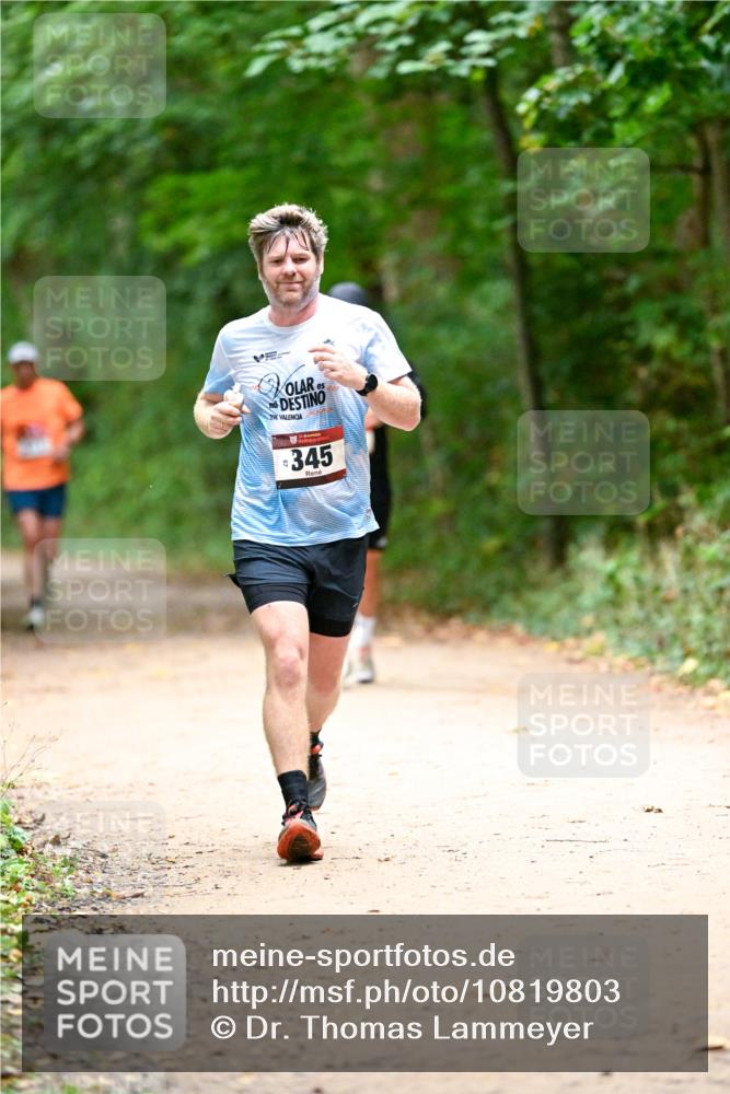 11.10.2026 - Bramfelder Halbmarathon 2026 Dr. Thomas Lammeyer http://msf.ph/oto/10819803 11.10.2026 10:16:20 Laufen 258, 345 meine-sportfotos.de