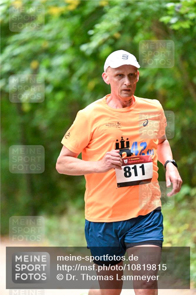 11.10.2026 - Bramfelder Halbmarathon 2026 Dr. Thomas Lammeyer http://msf.ph/oto/10819815 11.10.2026 10:16:29 Laufen 42, 35, 811 meine-sportfotos.de