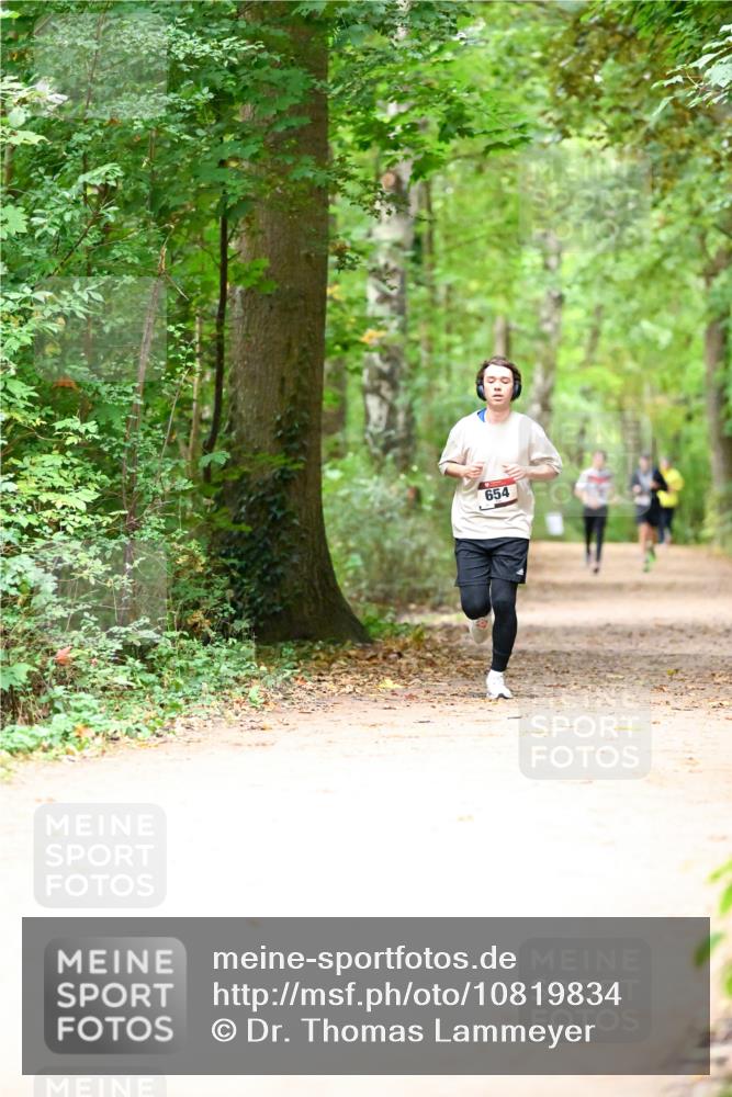 11.10.2026 - Bramfelder Halbmarathon 2026 Dr. Thomas Lammeyer http://msf.ph/oto/10819834 11.10.2026 10:17:08 Laufen  meine-sportfotos.de