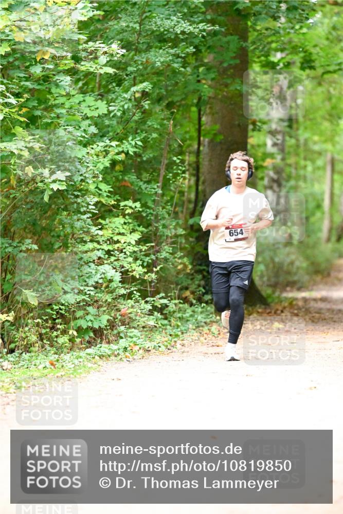 11.10.2026 - Bramfelder Halbmarathon 2026 Dr. Thomas Lammeyer http://msf.ph/oto/10819850 11.10.2026 10:17:10 Laufen 654 meine-sportfotos.de