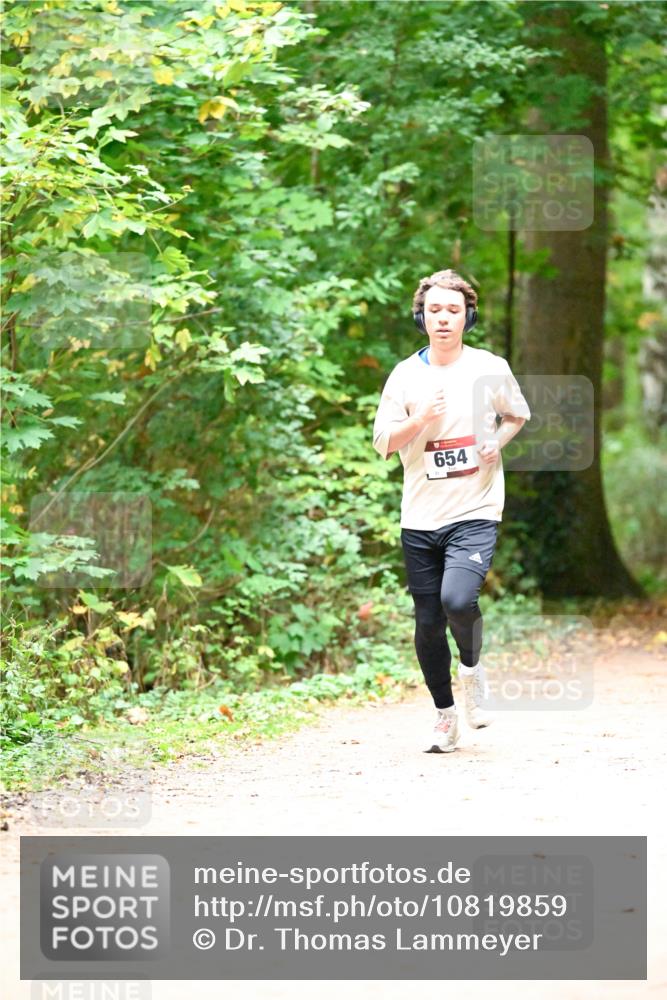 11.10.2026 - Bramfelder Halbmarathon 2026 Dr. Thomas Lammeyer http://msf.ph/oto/10819859 11.10.2026 10:17:11 Laufen 654 meine-sportfotos.de