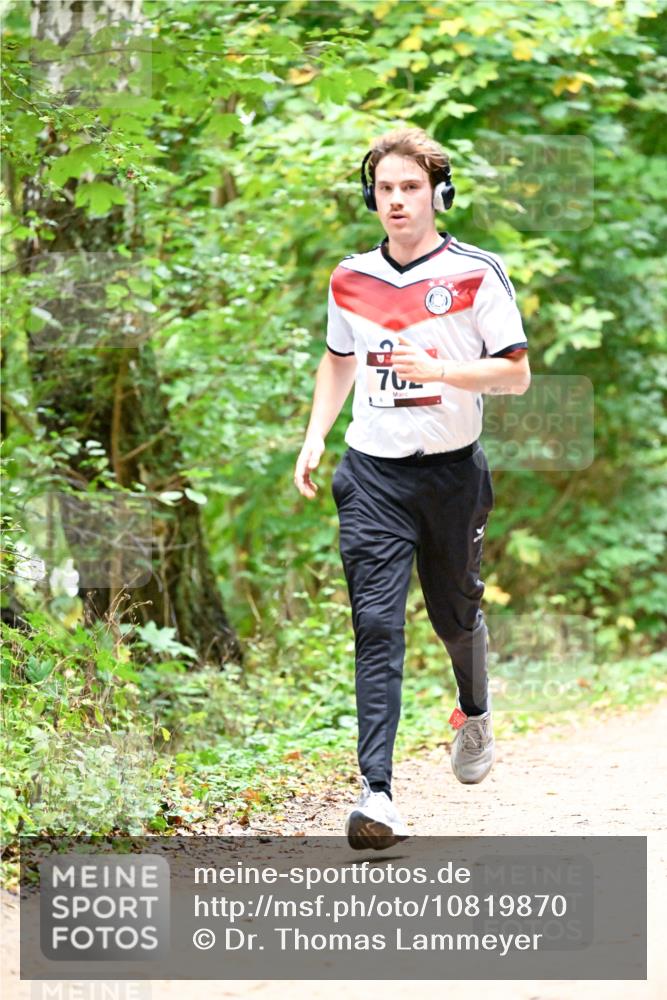 11.10.2026 - Bramfelder Halbmarathon 2026 Dr. Thomas Lammeyer http://msf.ph/oto/10819870 11.10.2026 10:17:32 Laufen 7 meine-sportfotos.de