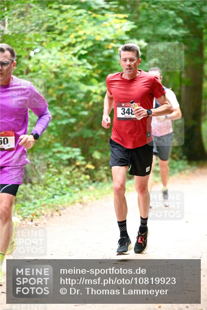 11.10.2026 - Bramfelder Halbmarathon 2026 Dr. Thomas Lammeyer http://msf.ph/oto/10819923 11.10.2026 10:17:51 Laufen 50, 348 meine-sportfotos.de