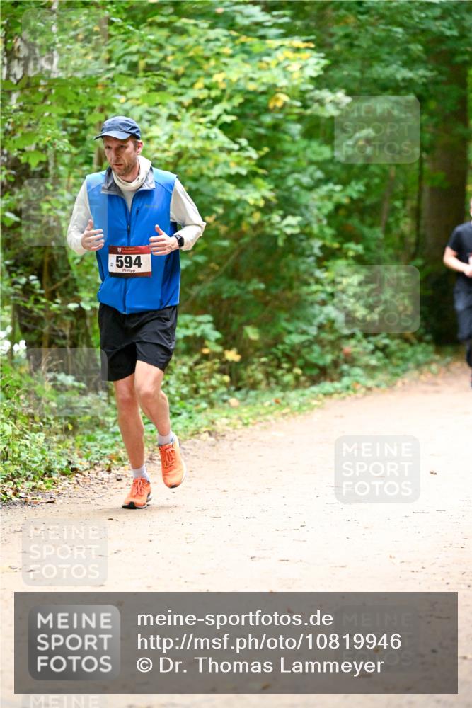 11.10.2026 - Bramfelder Halbmarathon 2026 Dr. Thomas Lammeyer http://msf.ph/oto/10819946 11.10.2026 10:18:01 Laufen 594 meine-sportfotos.de