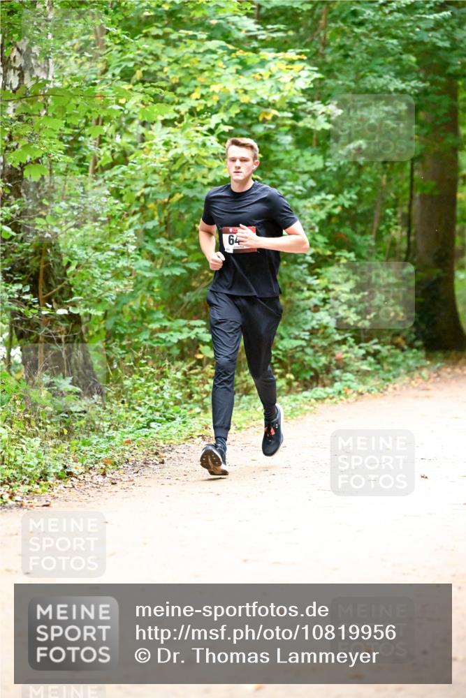 11.10.2026 - Bramfelder Halbmarathon 2026 Dr. Thomas Lammeyer http://msf.ph/oto/10819956 11.10.2026 10:18:04 Laufen 64 meine-sportfotos.de
