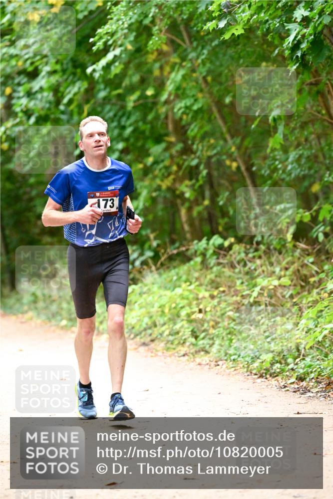 11.10.2026 - Bramfelder Halbmarathon 2026 Dr. Thomas Lammeyer http://msf.ph/oto/10820005 11.10.2026 10:18:39 Laufen 173 meine-sportfotos.de