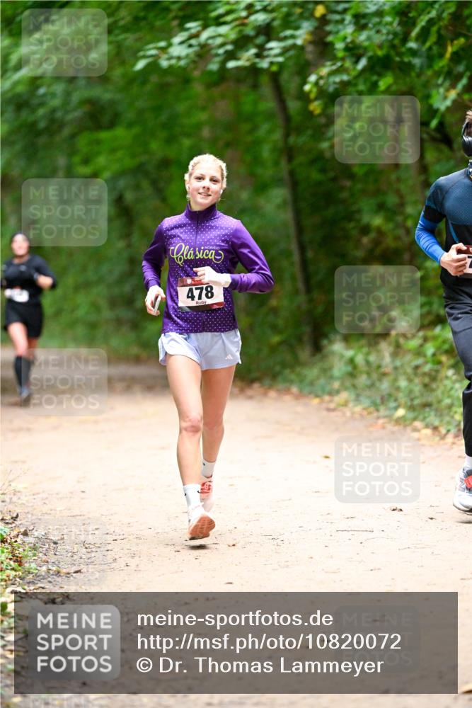 11.10.2026 - Bramfelder Halbmarathon 2026 Dr. Thomas Lammeyer http://msf.ph/oto/10820072 11.10.2026 10:19:05 Laufen 478 meine-sportfotos.de