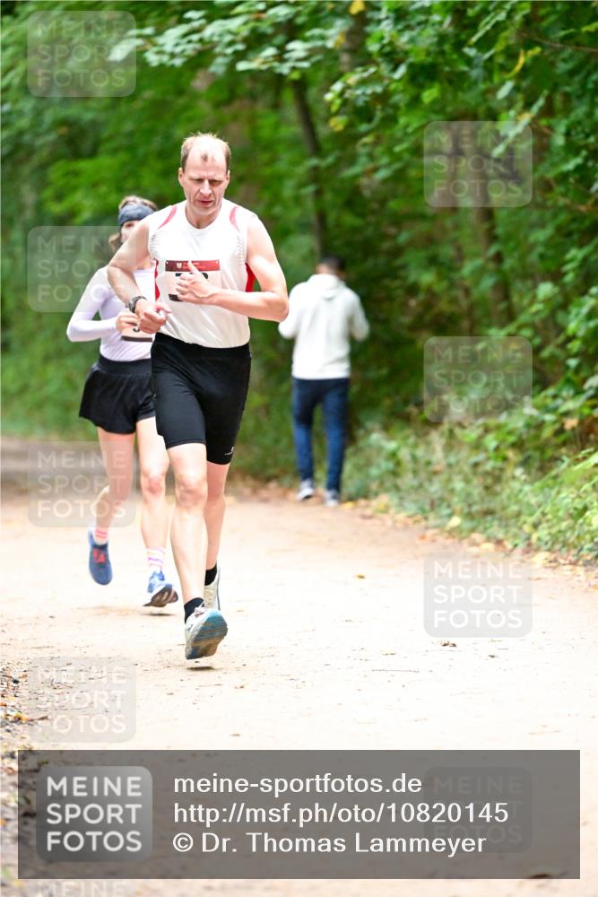 11.10.2026 - Bramfelder Halbmarathon 2026 Dr. Thomas Lammeyer http://msf.ph/oto/10820145 11.10.2026 10:19:34 Laufen  meine-sportfotos.de