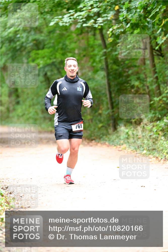 11.10.2026 - Bramfelder Halbmarathon 2026 Dr. Thomas Lammeyer http://msf.ph/oto/10820166 11.10.2026 10:19:39 Laufen 761 meine-sportfotos.de