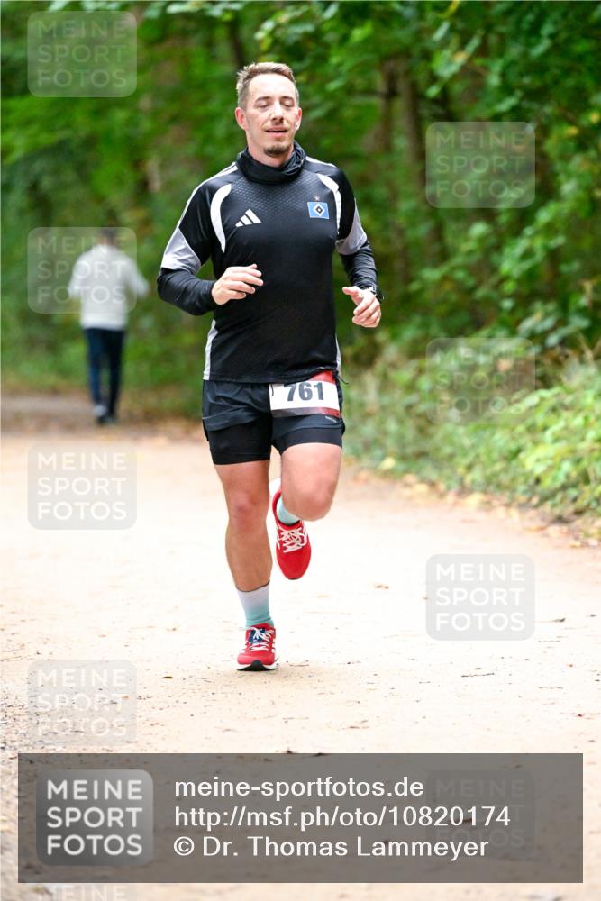 11.10.2026 - Bramfelder Halbmarathon 2026 Dr. Thomas Lammeyer http://msf.ph/oto/10820174 11.10.2026 10:19:40 Laufen 761 meine-sportfotos.de