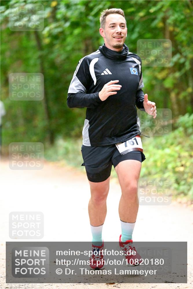 11.10.2026 - Bramfelder Halbmarathon 2026 Dr. Thomas Lammeyer http://msf.ph/oto/10820180 11.10.2026 10:19:41 Laufen 761 meine-sportfotos.de