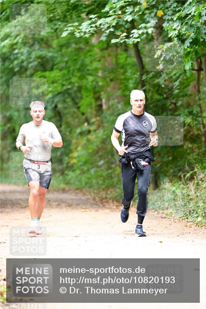11.10.2026 - Bramfelder Halbmarathon 2026 Dr. Thomas Lammeyer http://msf.ph/oto/10820193 11.10.2026 10:20:05 Laufen 3 meine-sportfotos.de