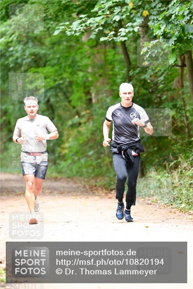 11.10.2026 - Bramfelder Halbmarathon 2026 Dr. Thomas Lammeyer http://msf.ph/oto/10820194 11.10.2026 10:20:06 Laufen 3 meine-sportfotos.de