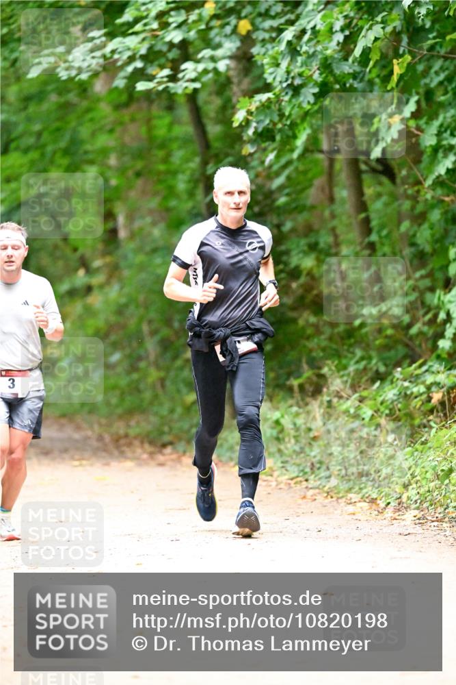 11.10.2026 - Bramfelder Halbmarathon 2026 Dr. Thomas Lammeyer http://msf.ph/oto/10820198 11.10.2026 10:20:06 Laufen 201, 3, 3 meine-sportfotos.de