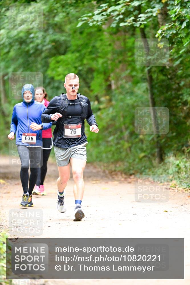 11.10.2026 - Bramfelder Halbmarathon 2026 Dr. Thomas Lammeyer http://msf.ph/oto/10820221 11.10.2026 10:20:16 Laufen 636, 75 meine-sportfotos.de