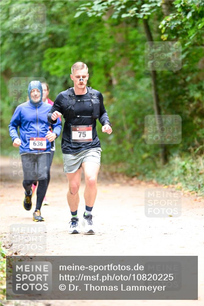 11.10.2026 - Bramfelder Halbmarathon 2026 Dr. Thomas Lammeyer http://msf.ph/oto/10820225 11.10.2026 10:20:16 Laufen 636, 75 meine-sportfotos.de