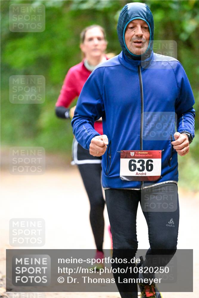 11.10.2026 - Bramfelder Halbmarathon 2026 Dr. Thomas Lammeyer http://msf.ph/oto/10820250 11.10.2026 10:20:20 Laufen 35, 636, 8 meine-sportfotos.de