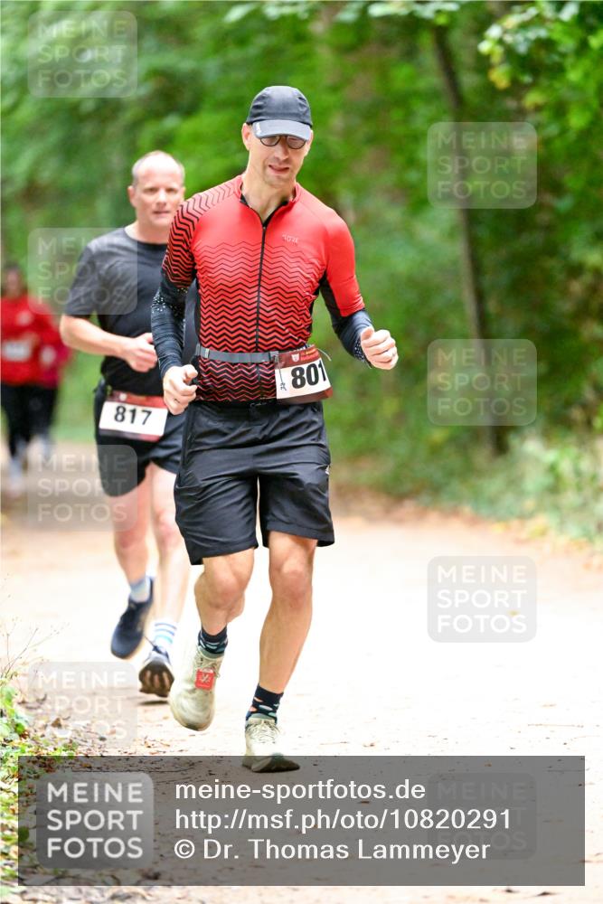 11.10.2026 - Bramfelder Halbmarathon 2026 Dr. Thomas Lammeyer http://msf.ph/oto/10820291 11.10.2026 10:20:41 Laufen 817, 801 meine-sportfotos.de