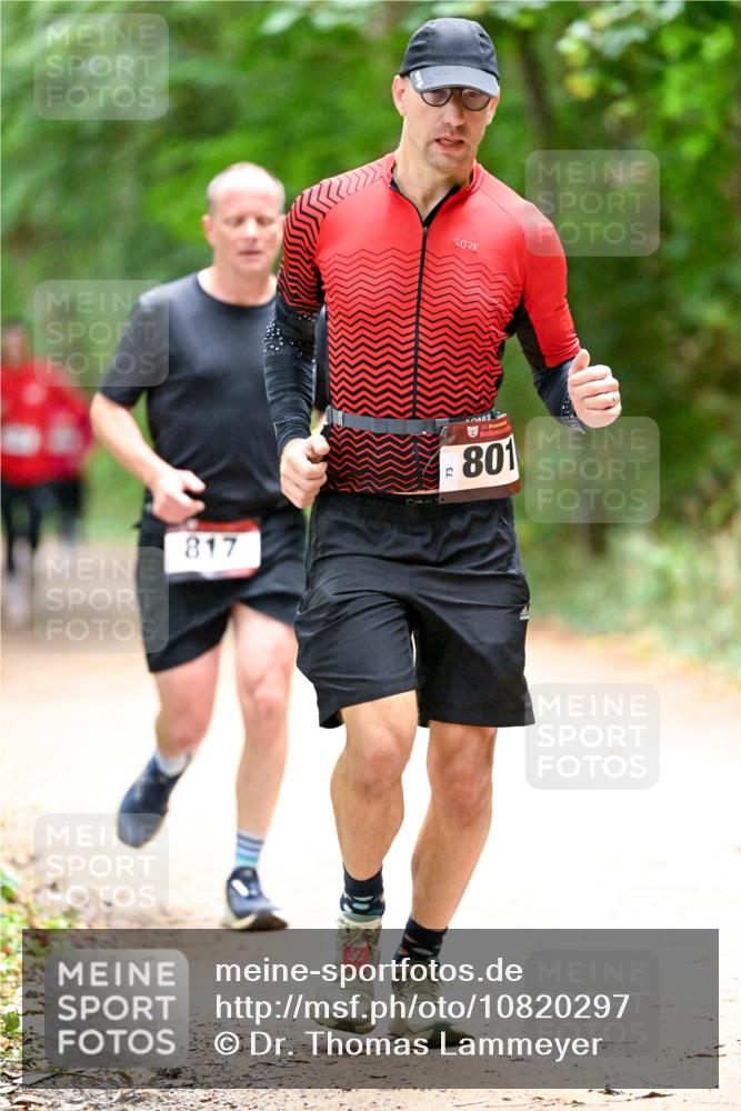 11.10.2026 - Bramfelder Halbmarathon 2026 Dr. Thomas Lammeyer http://msf.ph/oto/10820297 11.10.2026 10:20:42 Laufen 817, 801 meine-sportfotos.de