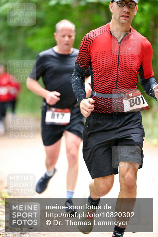 11.10.2026 - Bramfelder Halbmarathon 2026 Dr. Thomas Lammeyer http://msf.ph/oto/10820302 11.10.2026 10:20:43 Laufen 817, 73, 35, 801 meine-sportfotos.de