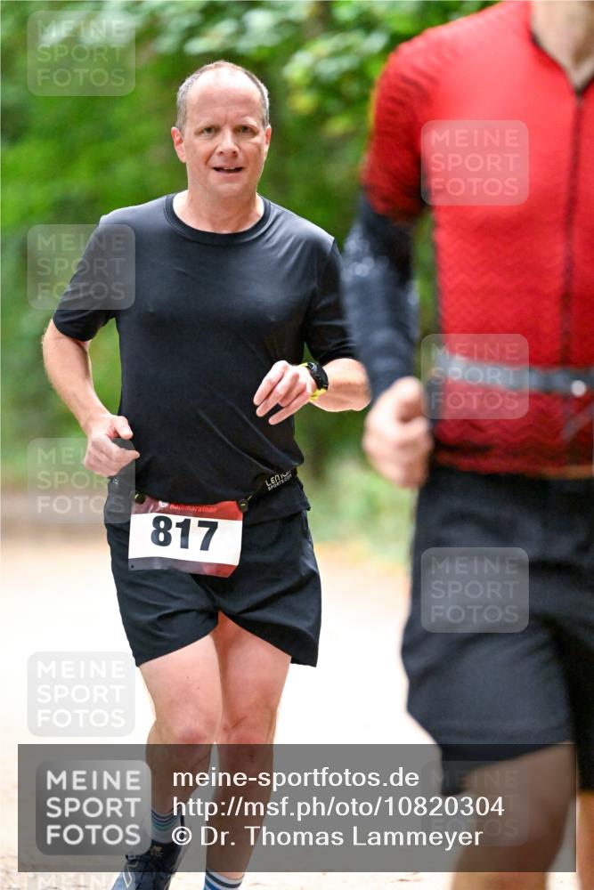 11.10.2026 - Bramfelder Halbmarathon 2026 Dr. Thomas Lammeyer http://msf.ph/oto/10820304 11.10.2026 10:20:44 Laufen 817 meine-sportfotos.de