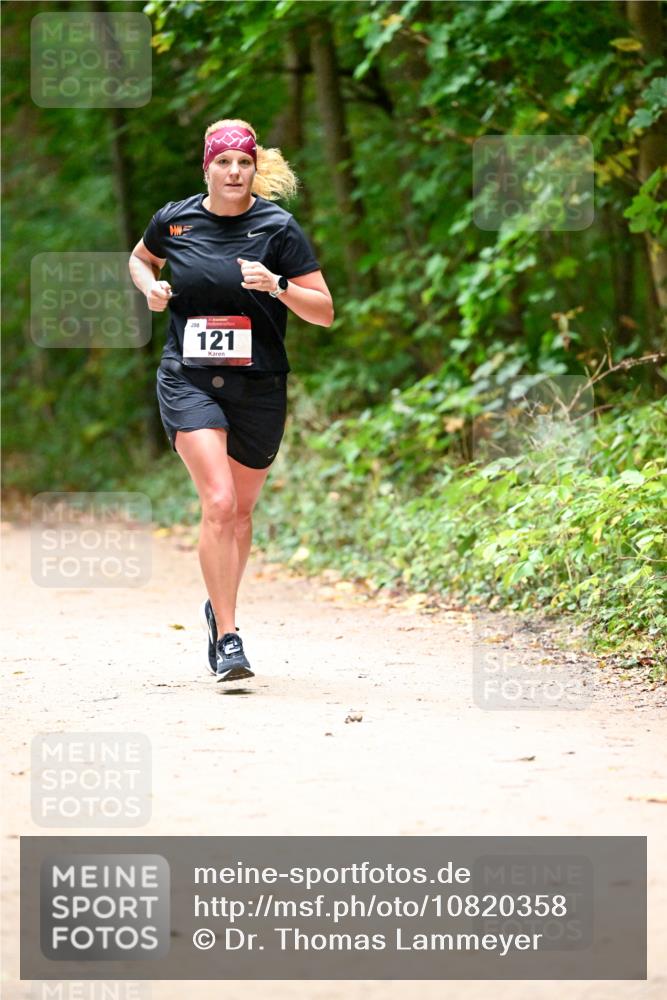 11.10.2026 - Bramfelder Halbmarathon 2026 Dr. Thomas Lammeyer http://msf.ph/oto/10820358 11.10.2026 10:20:59 Laufen 298, 121 meine-sportfotos.de