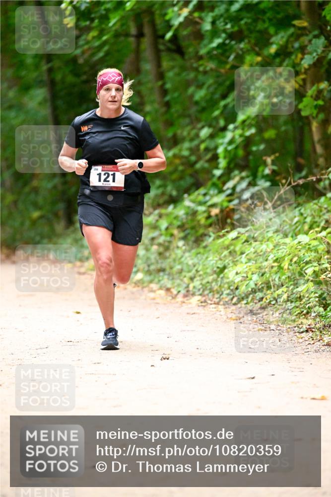 11.10.2026 - Bramfelder Halbmarathon 2026 Dr. Thomas Lammeyer http://msf.ph/oto/10820359 11.10.2026 10:20:59 Laufen 298, 121 meine-sportfotos.de