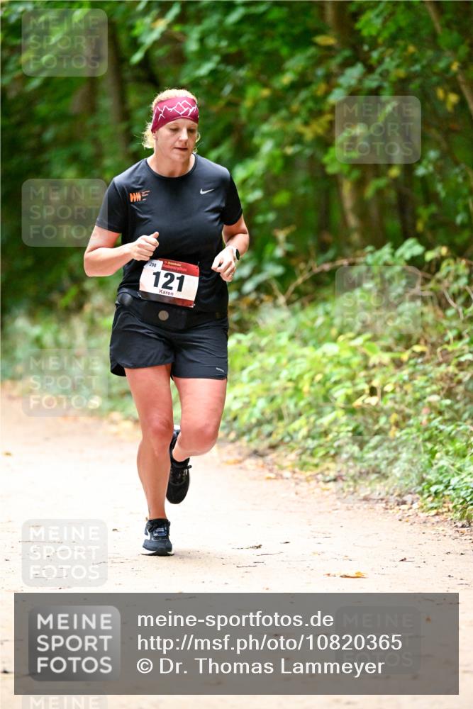 11.10.2026 - Bramfelder Halbmarathon 2026 Dr. Thomas Lammeyer http://msf.ph/oto/10820365 11.10.2026 10:21:00 Laufen 298, 121 meine-sportfotos.de