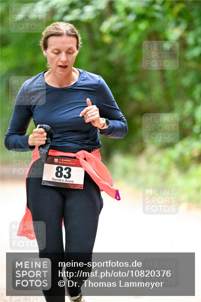 11.10.2026 - Bramfelder Halbmarathon 2026 Dr. Thomas Lammeyer http://msf.ph/oto/10820376 11.10.2026 10:21:03 Laufen 35, 83 meine-sportfotos.de