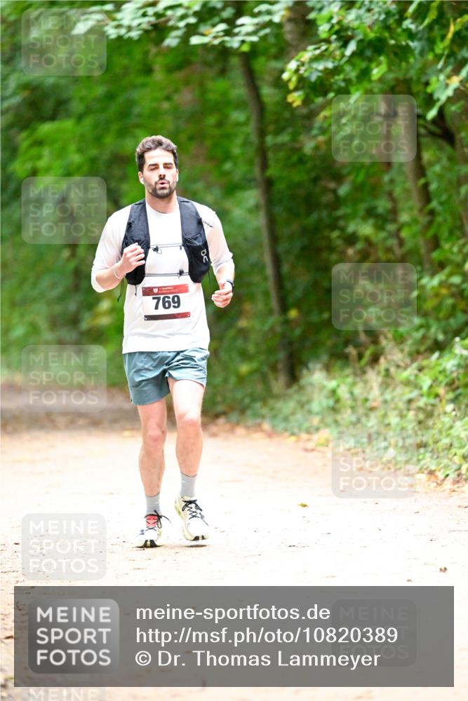 11.10.2026 - Bramfelder Halbmarathon 2026 Dr. Thomas Lammeyer http://msf.ph/oto/10820389 11.10.2026 10:21:16 Laufen 769 meine-sportfotos.de