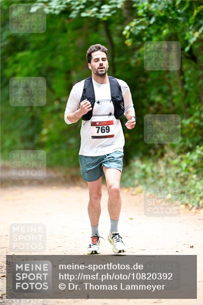 11.10.2026 - Bramfelder Halbmarathon 2026 Dr. Thomas Lammeyer http://msf.ph/oto/10820392 11.10.2026 10:21:17 Laufen 769 meine-sportfotos.de