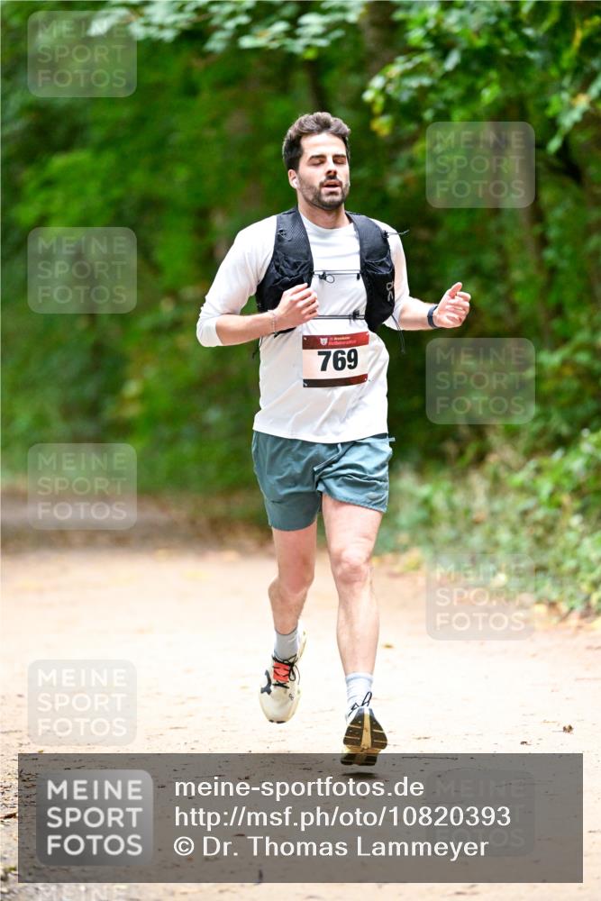11.10.2026 - Bramfelder Halbmarathon 2026 Dr. Thomas Lammeyer http://msf.ph/oto/10820393 11.10.2026 10:21:17 Laufen 15, 769 meine-sportfotos.de