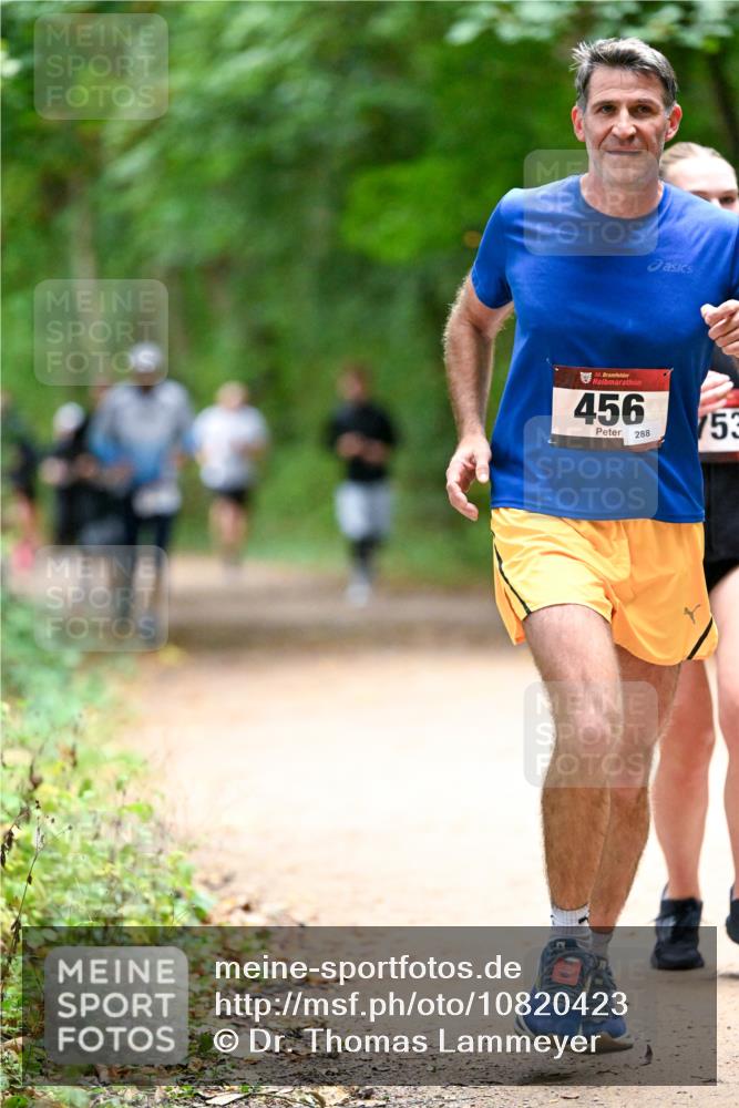 11.10.2026 - Bramfelder Halbmarathon 2026 Dr. Thomas Lammeyer http://msf.ph/oto/10820423 11.10.2026 10:21:26 Laufen 35, 456, 288, 753 meine-sportfotos.de