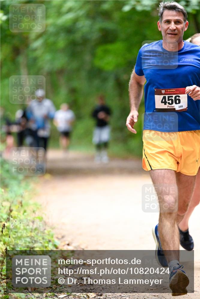 11.10.2026 - Bramfelder Halbmarathon 2026 Dr. Thomas Lammeyer http://msf.ph/oto/10820424 11.10.2026 10:21:27 Laufen 35, 456, 288 meine-sportfotos.de