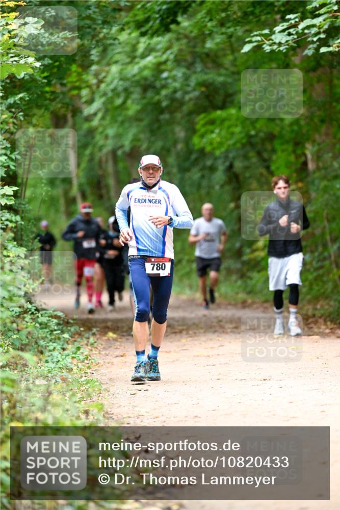 11.10.2026 - Bramfelder Halbmarathon 2026 Dr. Thomas Lammeyer http://msf.ph/oto/10820433 11.10.2026 10:21:31 Laufen 780 meine-sportfotos.de