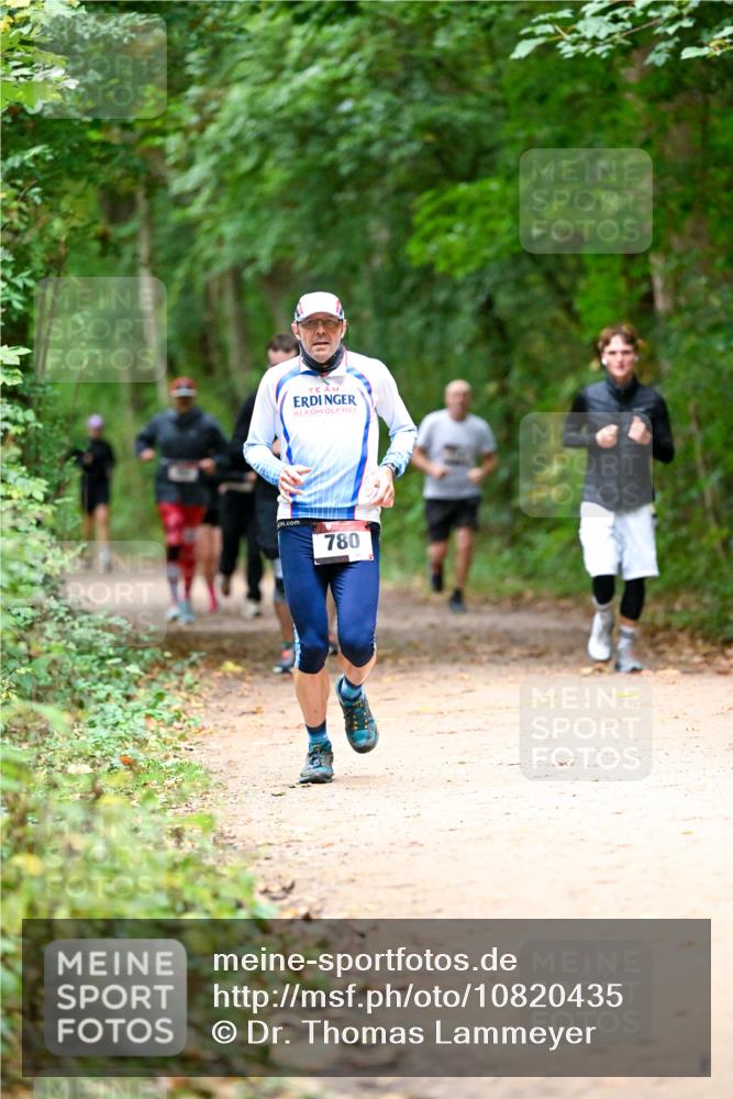 11.10.2026 - Bramfelder Halbmarathon 2026 Dr. Thomas Lammeyer http://msf.ph/oto/10820435 11.10.2026 10:21:31 Laufen 780 meine-sportfotos.de