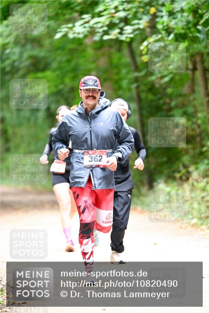 11.10.2026 - Bramfelder Halbmarathon 2026 Dr. Thomas Lammeyer http://msf.ph/oto/10820490 11.10.2026 10:21:42 Laufen 362 meine-sportfotos.de