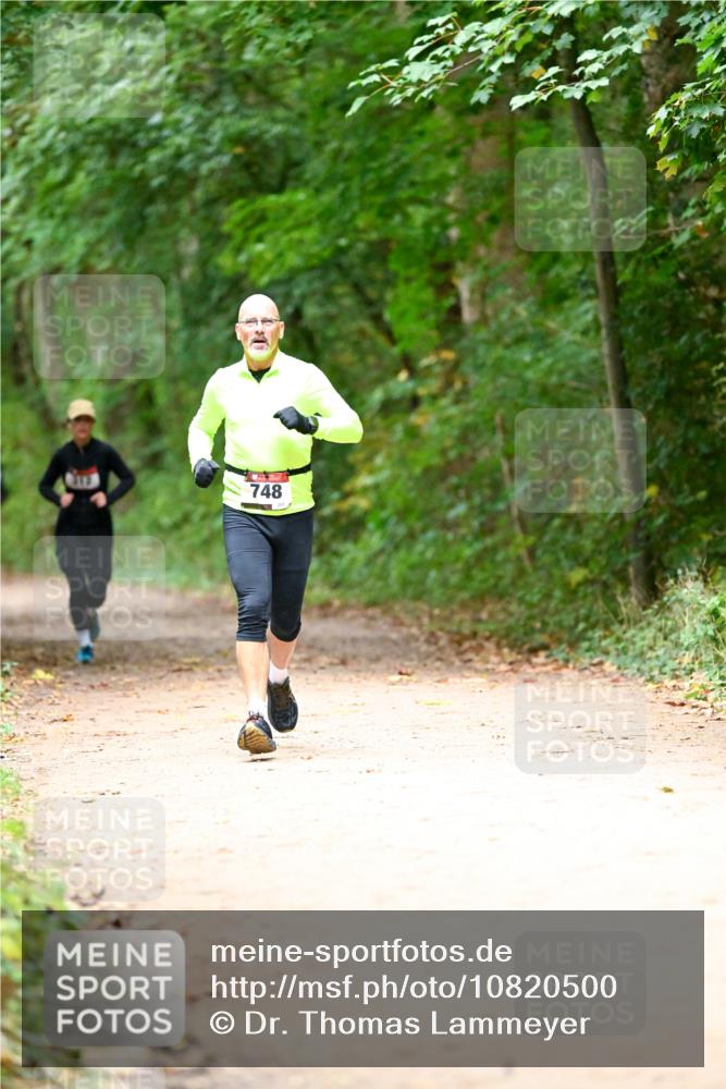 11.10.2026 - Bramfelder Halbmarathon 2026 Dr. Thomas Lammeyer http://msf.ph/oto/10820500 11.10.2026 10:21:53 Laufen 748 meine-sportfotos.de