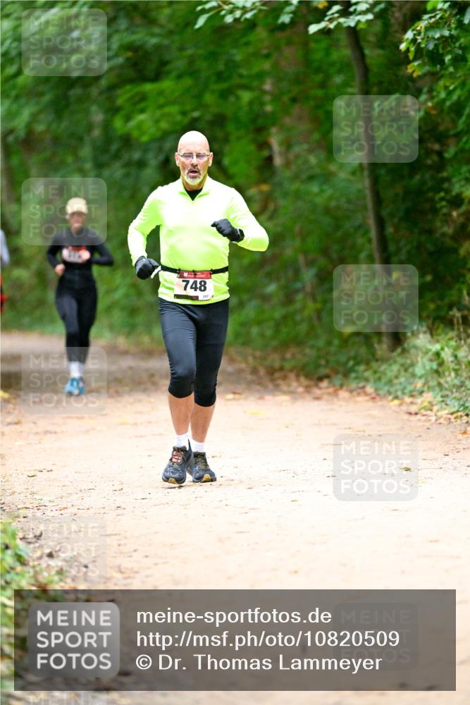 11.10.2026 - Bramfelder Halbmarathon 2026 Dr. Thomas Lammeyer http://msf.ph/oto/10820509 11.10.2026 10:21:54 Laufen 748 meine-sportfotos.de