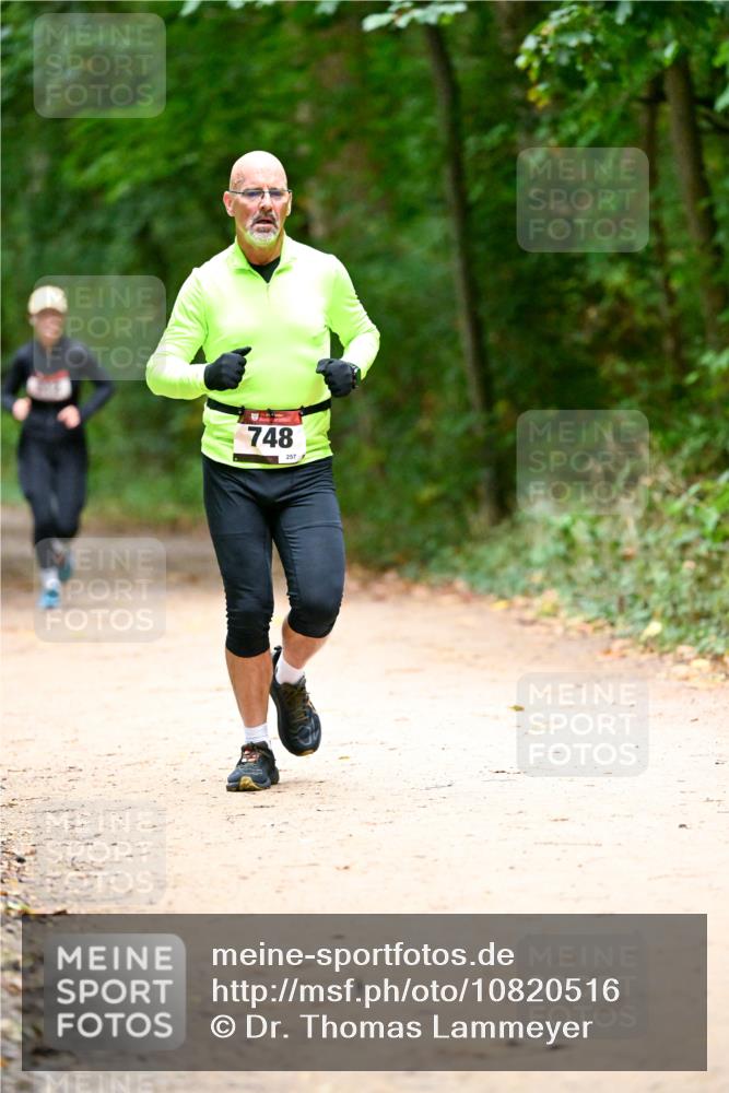 11.10.2026 - Bramfelder Halbmarathon 2026 Dr. Thomas Lammeyer http://msf.ph/oto/10820516 11.10.2026 10:21:55 Laufen 748, 257 meine-sportfotos.de