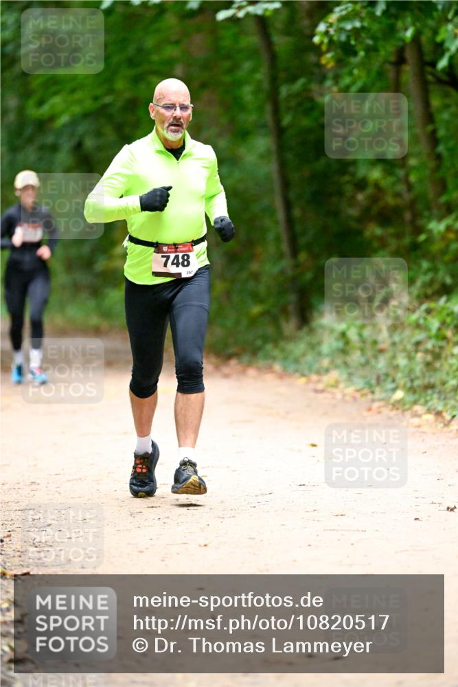 11.10.2026 - Bramfelder Halbmarathon 2026 Dr. Thomas Lammeyer http://msf.ph/oto/10820517 11.10.2026 10:21:55 Laufen 748, 257 meine-sportfotos.de