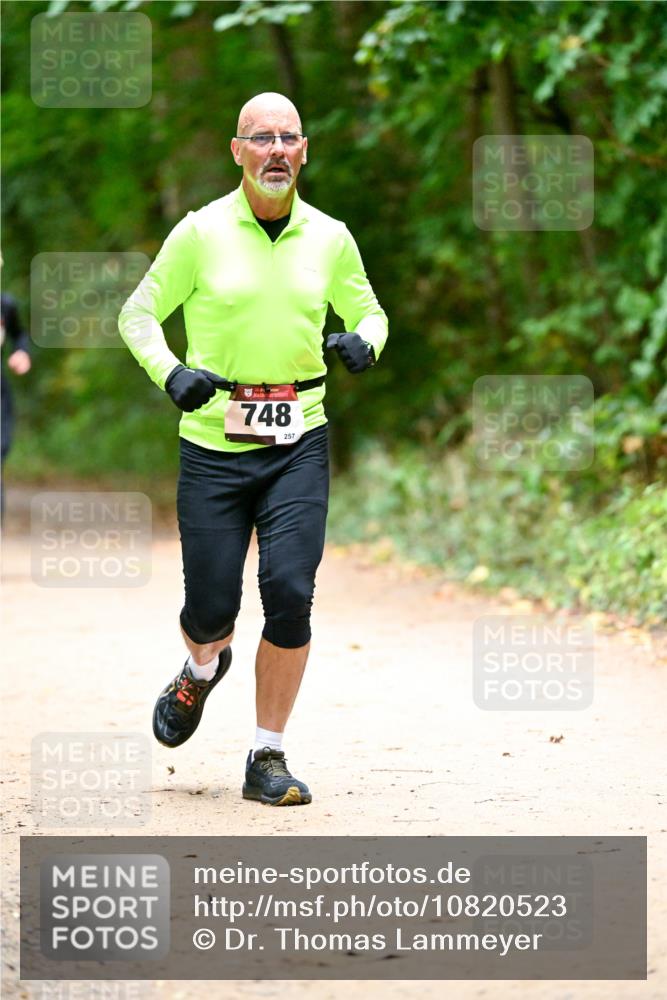 11.10.2026 - Bramfelder Halbmarathon 2026 Dr. Thomas Lammeyer http://msf.ph/oto/10820523 11.10.2026 10:21:56 Laufen 748, 257 meine-sportfotos.de