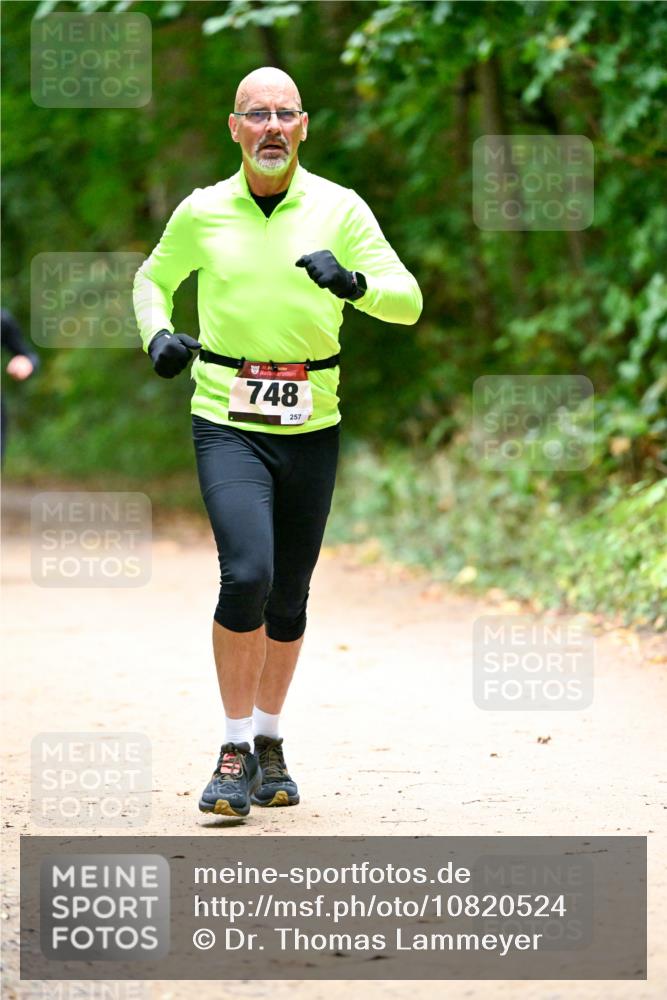 11.10.2026 - Bramfelder Halbmarathon 2026 Dr. Thomas Lammeyer http://msf.ph/oto/10820524 11.10.2026 10:21:56 Laufen 748, 257 meine-sportfotos.de
