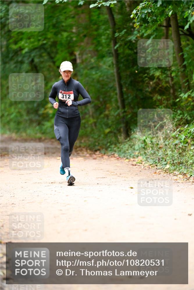 11.10.2026 - Bramfelder Halbmarathon 2026 Dr. Thomas Lammeyer http://msf.ph/oto/10820531 11.10.2026 10:21:58 Laufen 312 meine-sportfotos.de